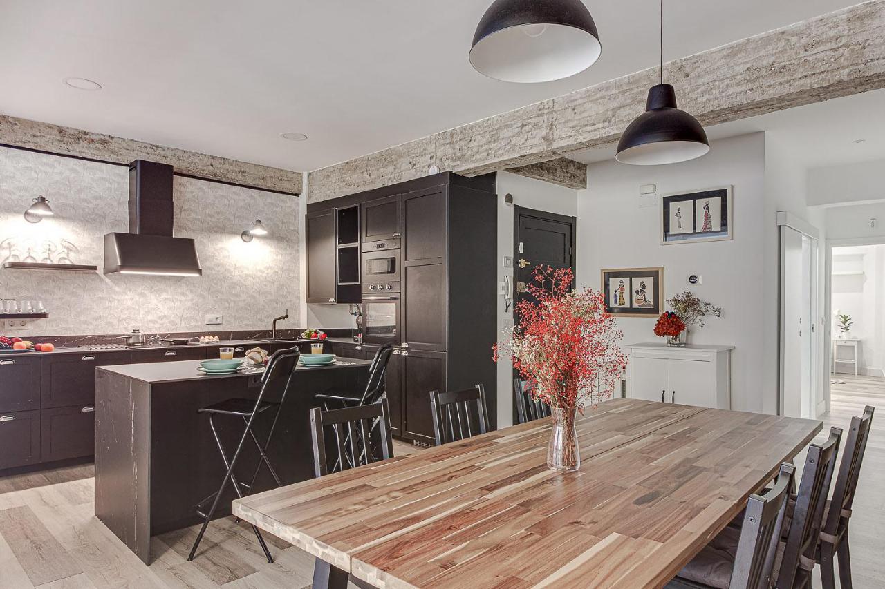 Central Square Deluxe Apartment А-Корунья Екстер'єр фото